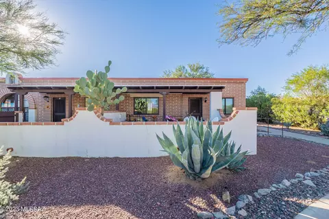 250 S Paseo Cerro #D, Green Valley, AZ 85614