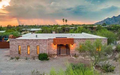 1731 E Orange Grove Rd, Tucson, AZ 85718