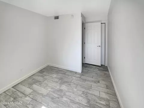 Bedroom - 6983 E Nelson Dr, Tucson, AZ 85730 photo 6 of 7