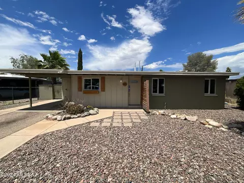 6983 E Nelson Dr, Tucson, AZ 85730