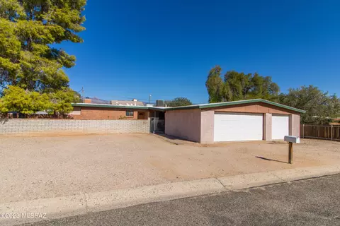 6921 E 4th St, Tucson, AZ 85710