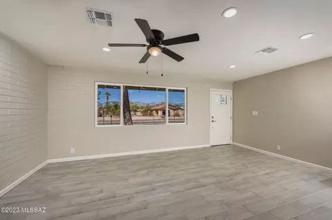 5758 E 29th St, Tucson, AZ 85711 photo 16