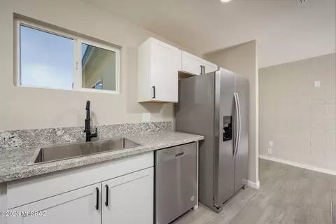 5758 E 29th St, Tucson, AZ 85711 photo 10