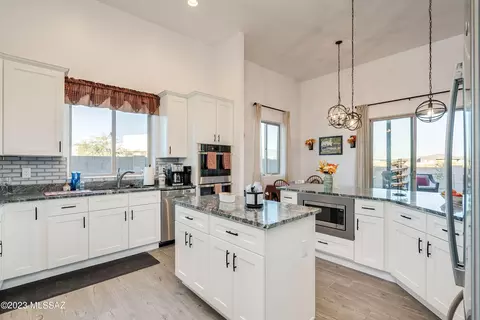 1166 N Coulee Pl, Vail, AZ 85641 photo 8