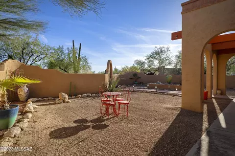 8731 E Saddleback Dr, Tucson, AZ 85749 photo 8