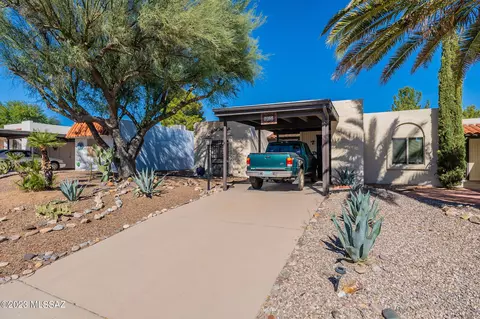 1122 S Alpine Cir, Green Valley, AZ 85614