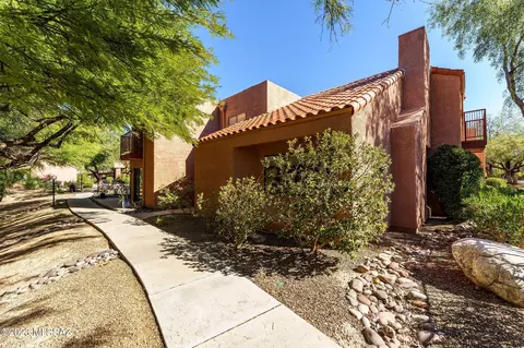 5051 N Sabino Canyon Rd #1242, Tucson, AZ 85750