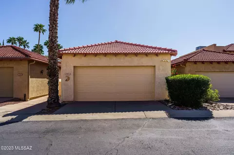 8448 E Agape Dr, Tucson, AZ 85715