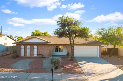 4147 W Plantation St, Tucson, AZ 85741