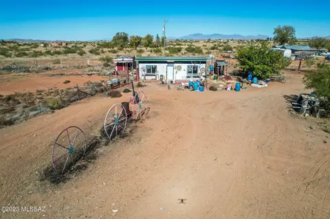 6210 E Dragoon Dr, Pearce, AZ 85625