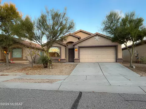7135 S Providence Dr, Tucson, AZ 85757