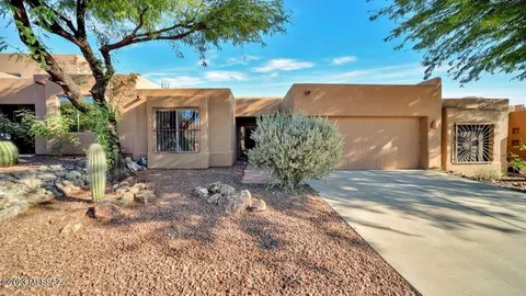 1097 S Antelope Meadows Loop, Tucson, AZ 85745