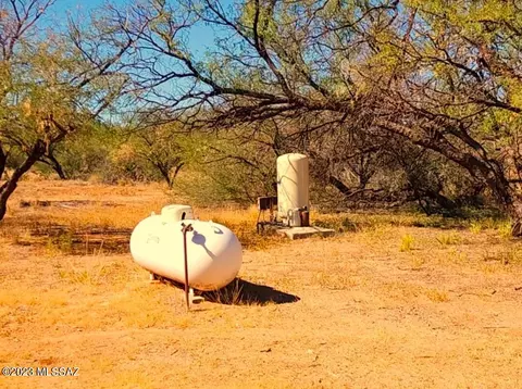 2803 E Frontage Rd, Amado, AZ 85645 photo 9