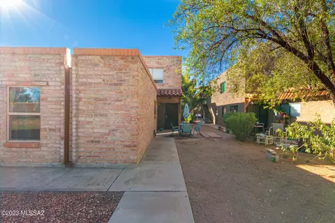 6626 E Calle Alegria #C, Tucson, AZ 85715