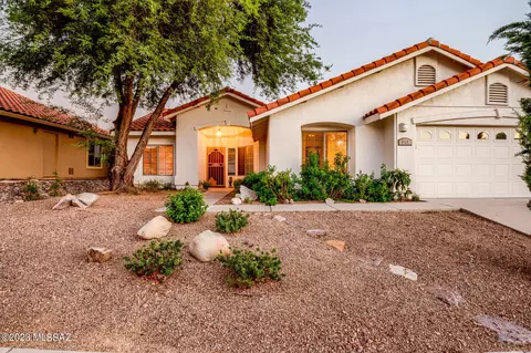 348 E Shore Cliff Pl, Oro Valley, AZ 85737 photo 3