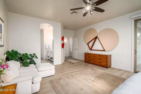 348 E Shore Cliff Pl, Oro Valley, AZ 85737 photo 13