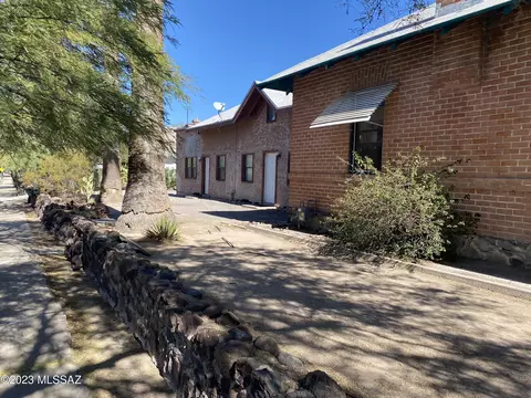 203 E 2nd St, Tucson, AZ 85705 photo 2