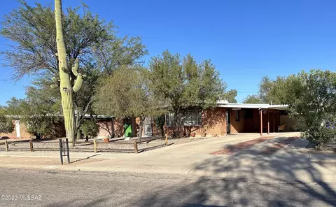 633 S Lehigh Dr, Tucson, AZ 85710