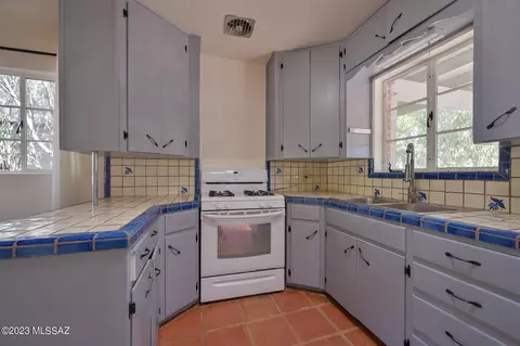 2026 E 7th St, Tucson, AZ 85719 photo 4