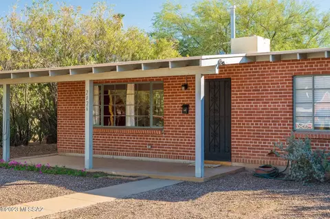 2026 E 7th St, Tucson, AZ 85719 photo 3
