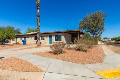 7227 E Bellingham Dr, Tucson, AZ 85730 photo 3