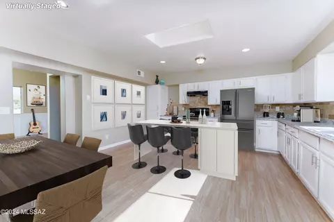 9862 S Nogales Hwy, Tucson, AZ 85756