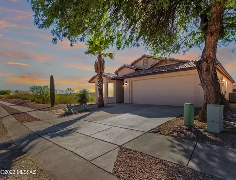 2237 W Calle Campana De Plata, Tucson, AZ 85745