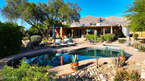 1202 E Chula Vista Rd, Tucson, AZ 85718