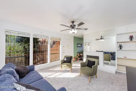 1600 N Wilmot Rd #417, Tucson, AZ 85712