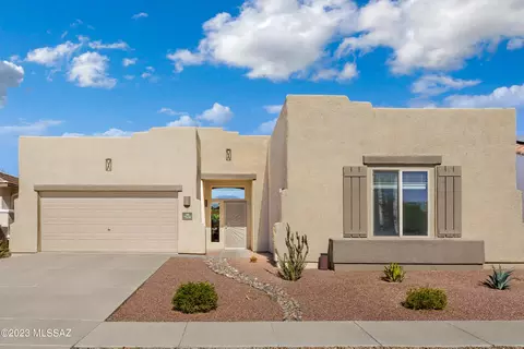 7536 W Cosmic Sky Dr, Tucson, AZ 85743