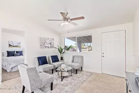 765 W Calle Margarita, Tucson, AZ 85706