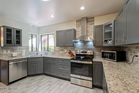 64544 E Squash Blossom Ln, Saddlebrooke, AZ 85739