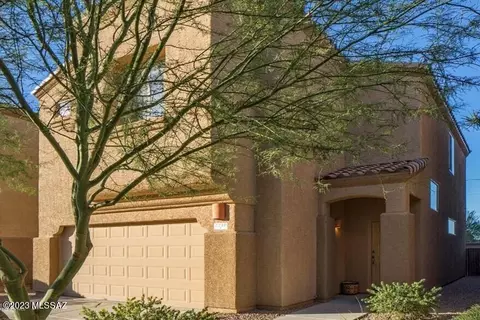 2240 W Morning Dream Ln, Tucson, AZ 85741