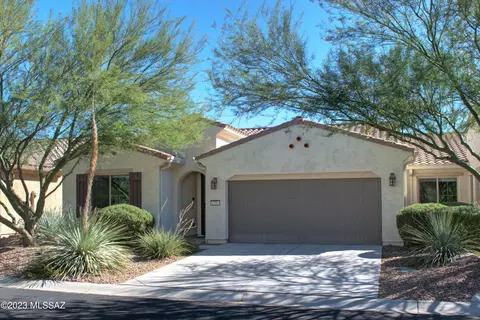 1750 E Burning Hill Dr, Green Valley, AZ 85614