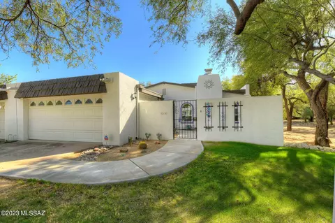 7128 E Sabino Vista Cir, Tucson, AZ 85750