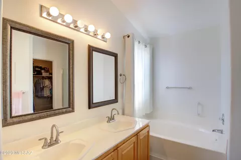 9873 E Shadow Glen Ct, Tucson, AZ 85748 photo 16