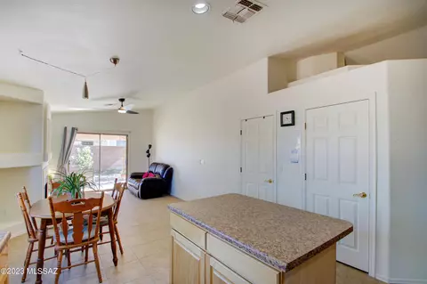 9873 E Shadow Glen Ct, Tucson, AZ 85748 photo 11