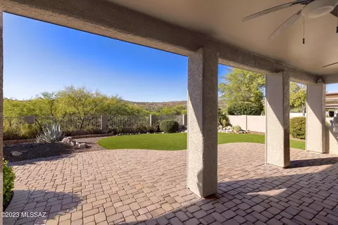 39478 S Winding Trail Dr, Tucson, AZ 85739
