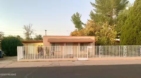 256 W Kolver St, Nogales, AZ 85621