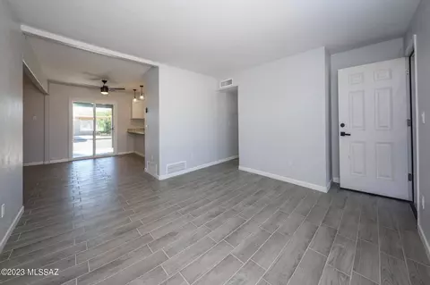 2128 E Alaska St, Tucson, AZ 85706 photo 14