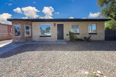 2128 E Alaska St, Tucson, AZ 85706