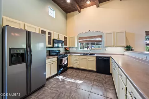 10378 E Isadore Schifano Ln, Tucson, AZ 85747 photo 14