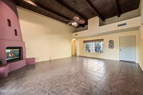 10378 E Isadore Schifano Ln, Tucson, AZ 85747 photo 7