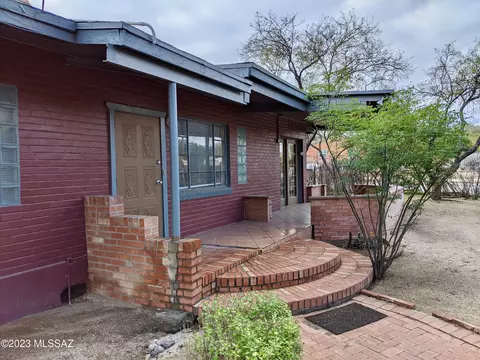 1104 E Waverly St, Tucson, AZ 85719