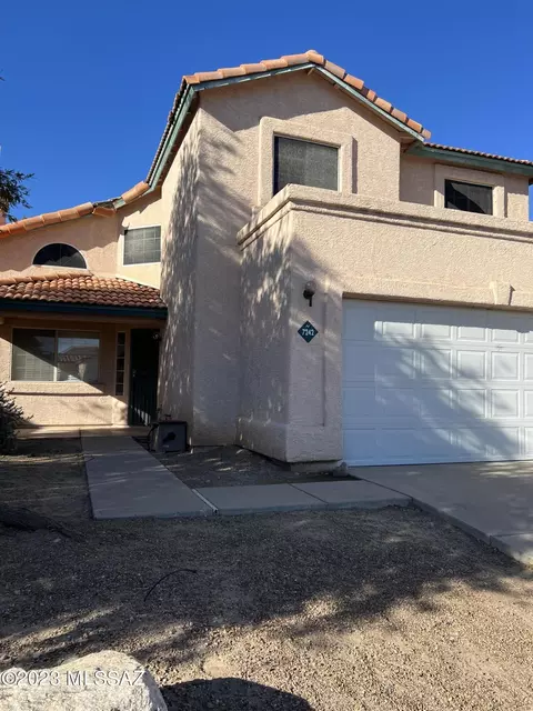 7242 W Maple Ridge Dr, Tucson, AZ 85743