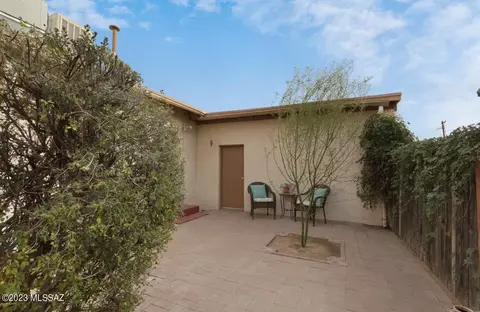 602 E Helen St, Tucson, AZ 85705 photo 14
