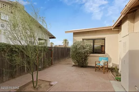 602 E Helen St, Tucson, AZ 85705 photo 17