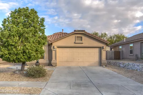 60336 E Loose Reins Pl, Tucson, AZ 85739