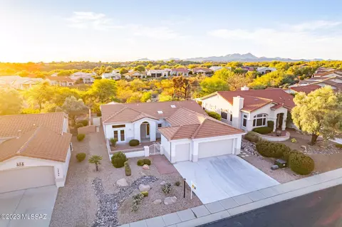 13611 N Pima Spring Way, Oro Valley, AZ 85755