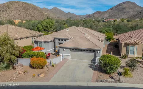 13808 N Heritage Canyon Dr, Marana, AZ 85658
